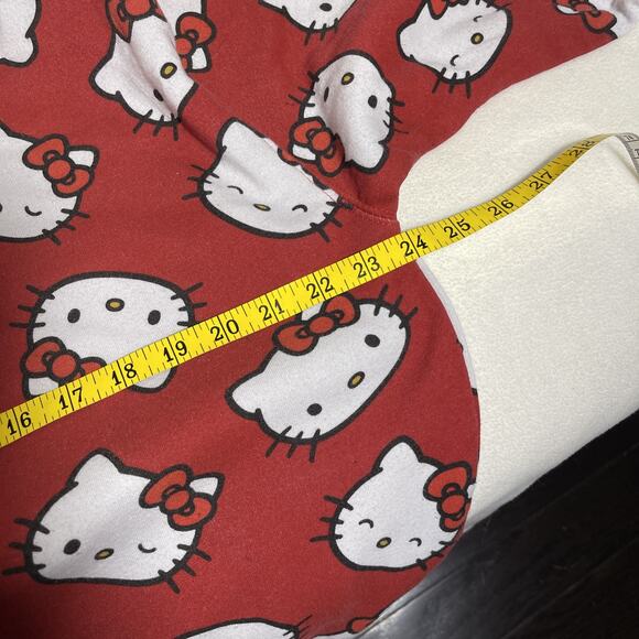 EUC- Sanrio Hello Kitty Red Pullover Sweatshirt Women’s Medium - Picture 5 of 7